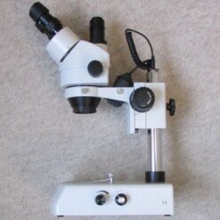 استریو میکروسکوپ زومیک سه چشمی 14 تا 90 برابر مدل KE-20