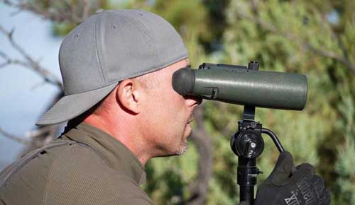 دوربین شکاری دو چشمی
